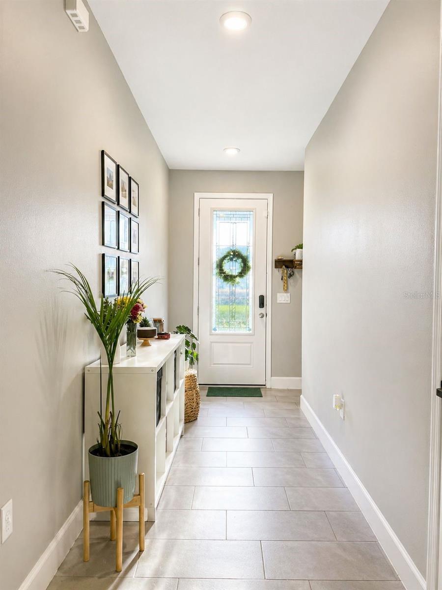Image 2 of 20 For 128 Arlington Square Court