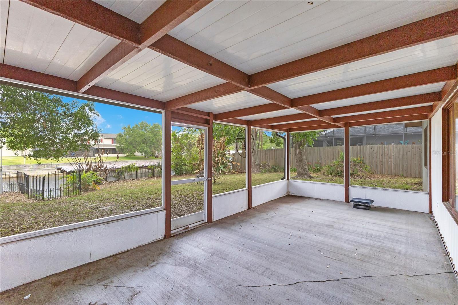 Image 16 of 24 For 1448 Flamingo Drive