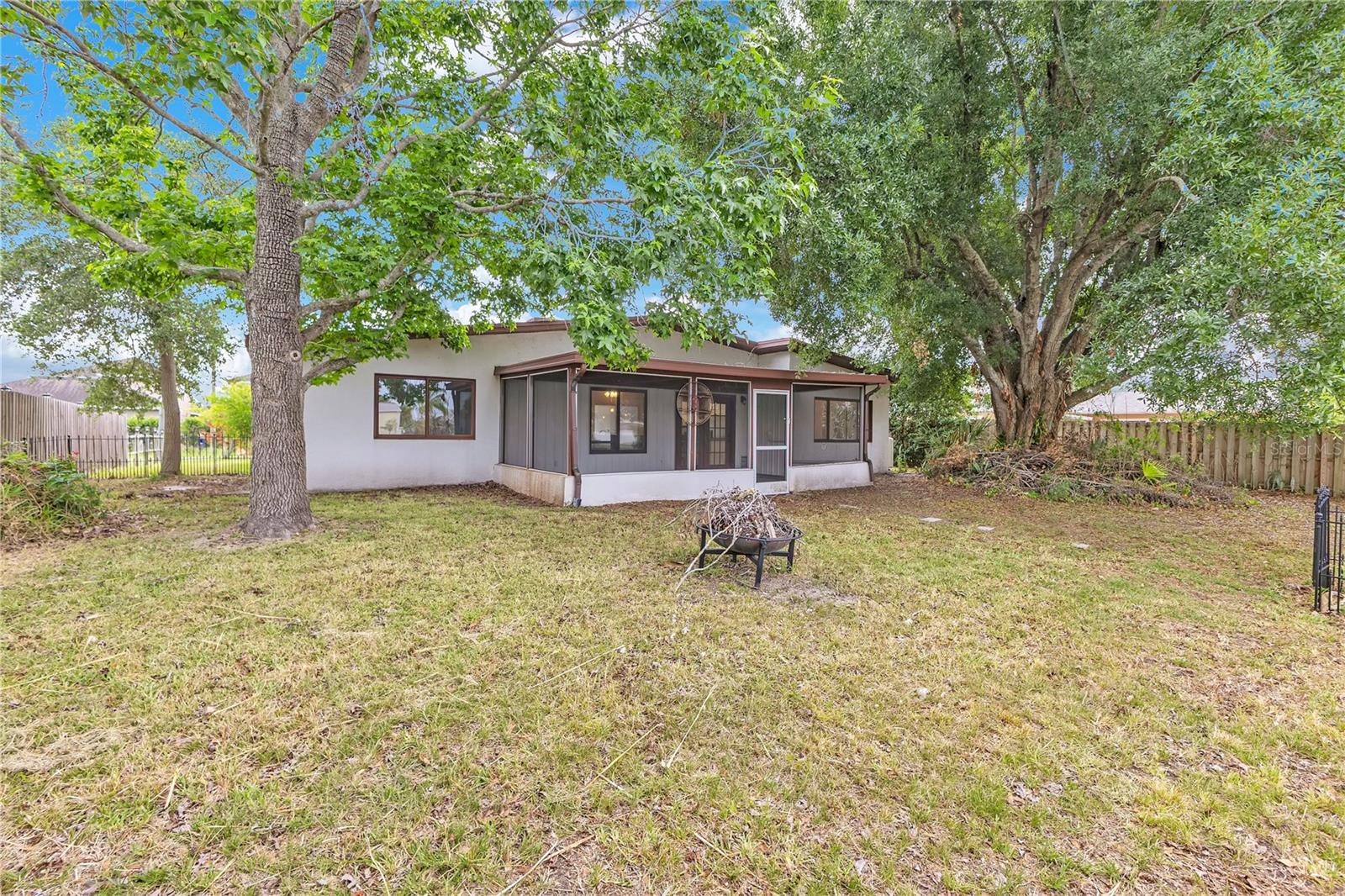 Image 17 of 24 For 1448 Flamingo Drive