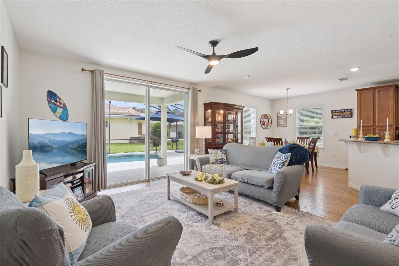 Image 14 of 42 For 9026 Paolos Place
