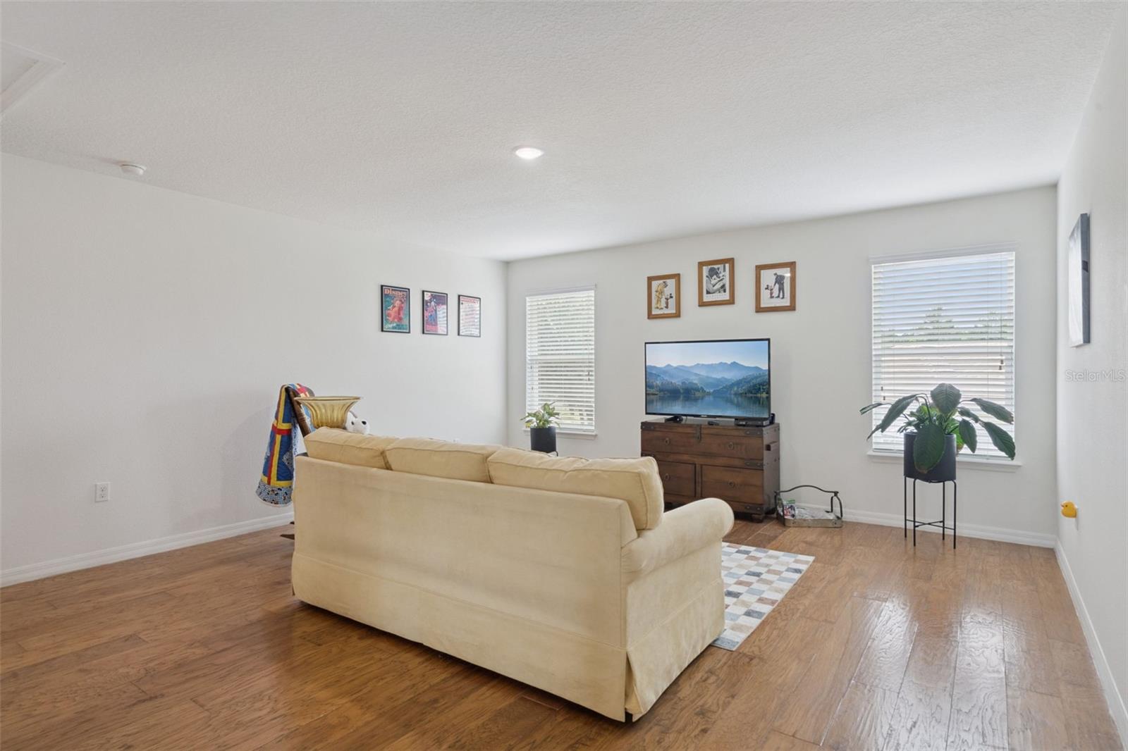 Image 22 of 42 For 9026 Paolos Place