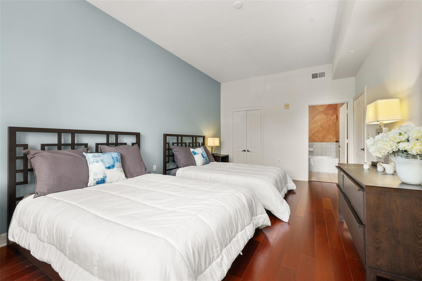 Image 21 of 45 For 501 Mirasol Circle 215