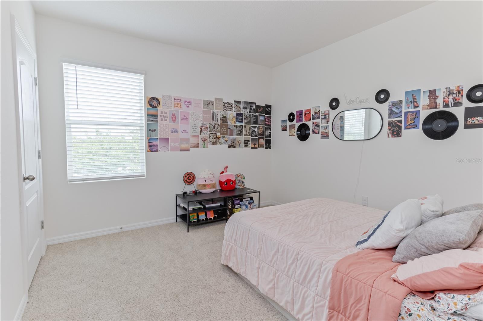 Image 10 of 18 For 3266 Eastgrove Ter