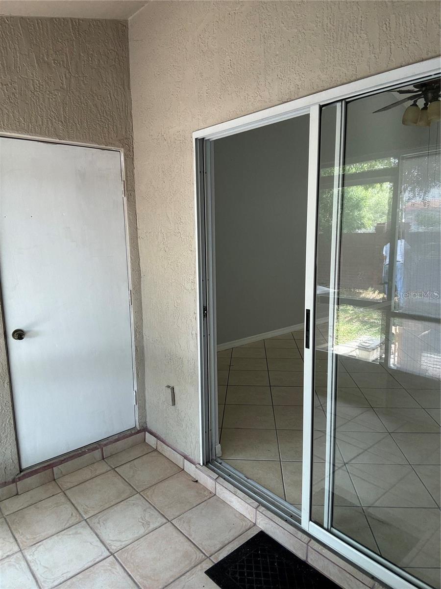 Image 12 of 14 For 2194 Cypress Bay Boulevard