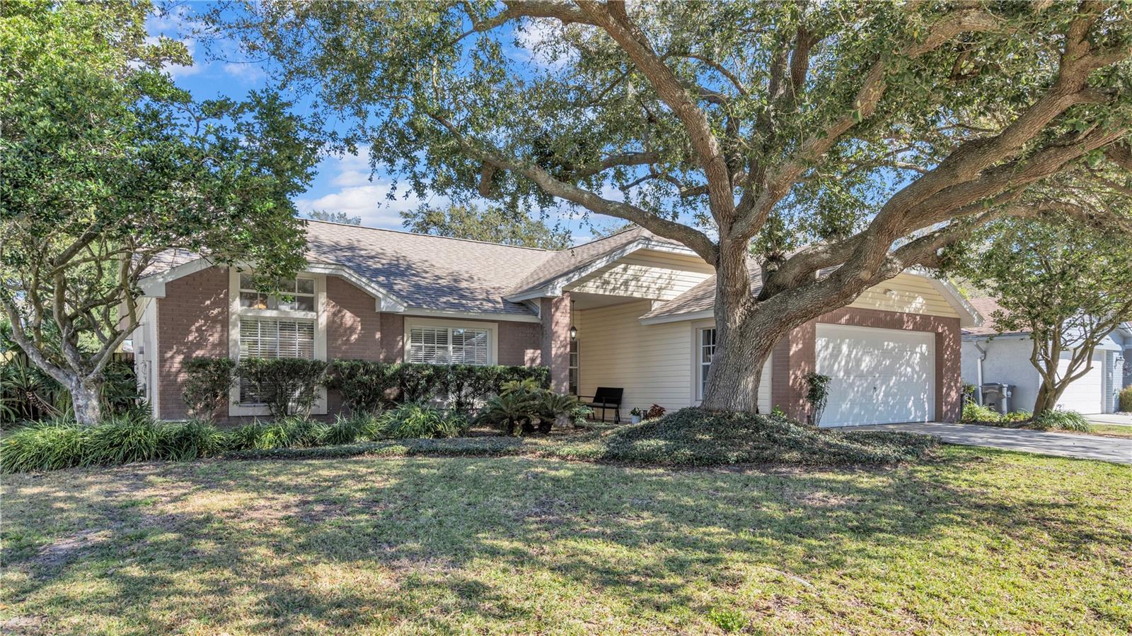 Listing photo id 1 for 12224 Wildbrook Drive