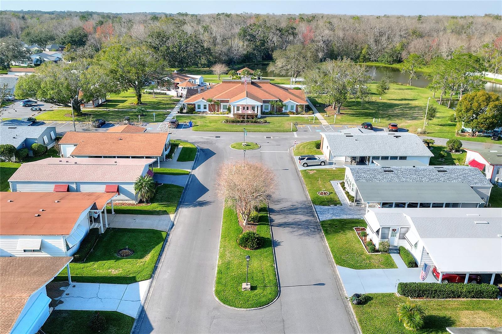 Image 40 of 51 For 4826 Colonnades Circle E