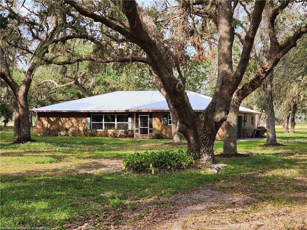 Details for 875 County Road 731, VENUS, FL 33960