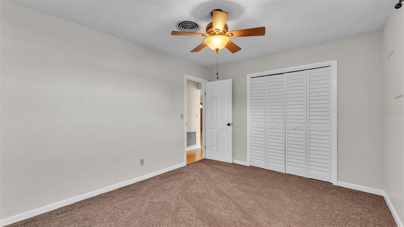 Image 39 of 48 For 274 Paradise Island Drive