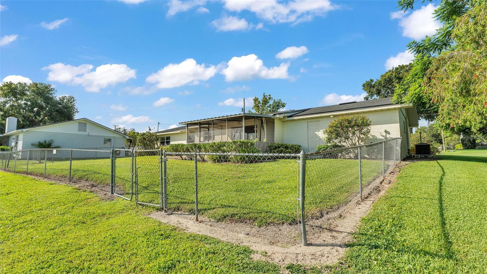Image 45 of 48 For 274 Paradise Island Drive