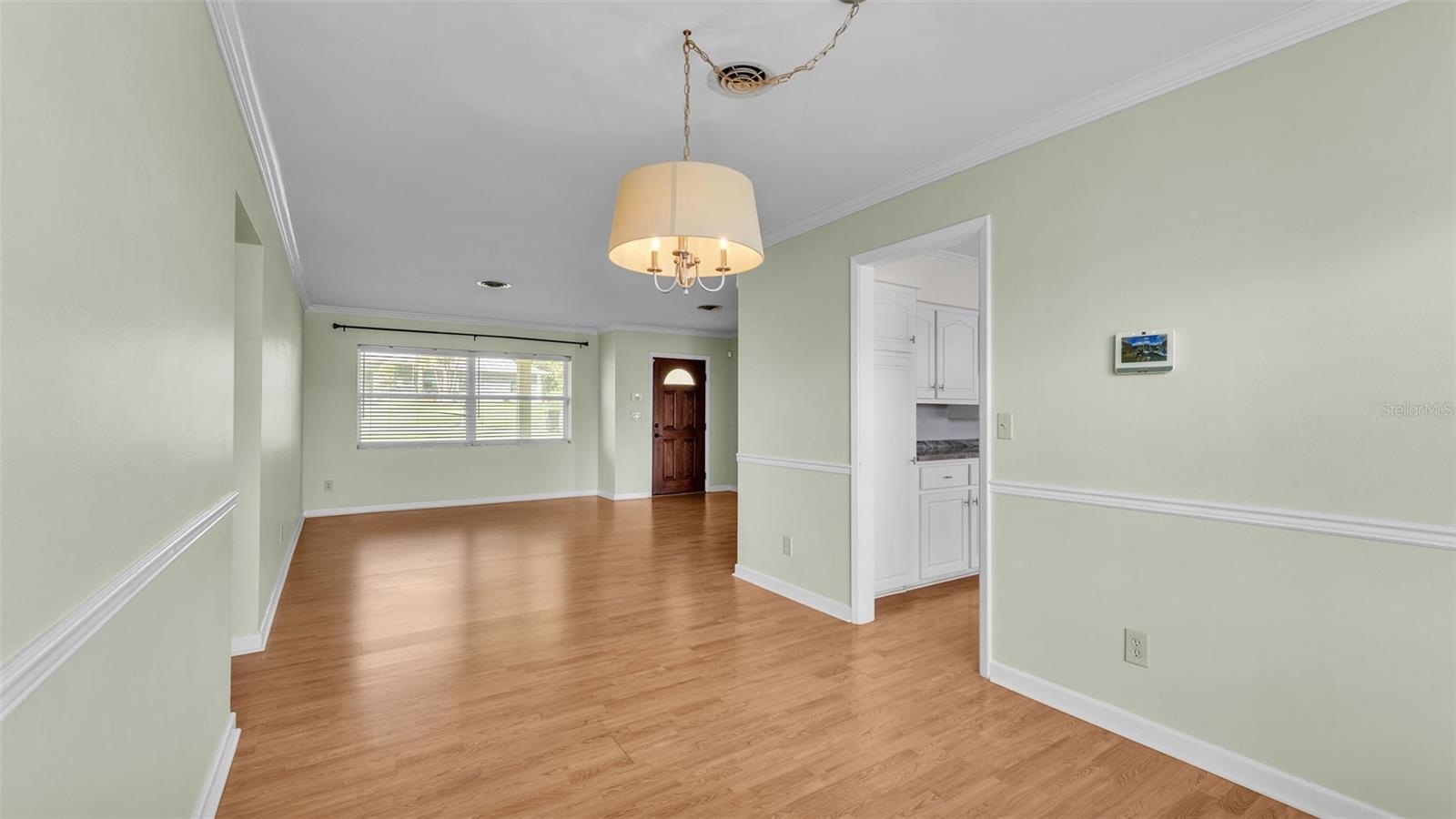 Image 8 of 48 For 274 Paradise Island Drive
