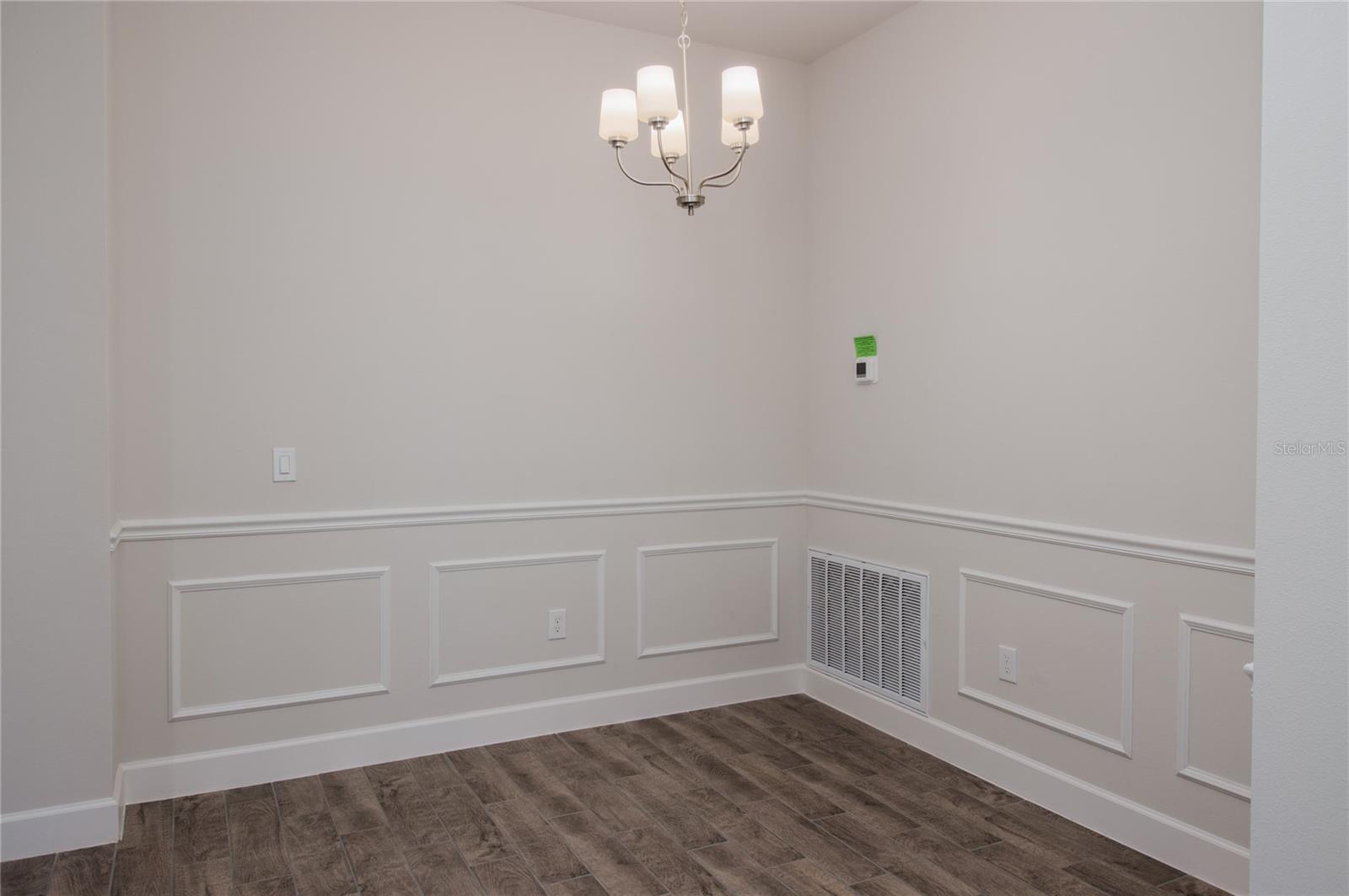 Image 11 of 30 For 4687 Grandview Glen Drive