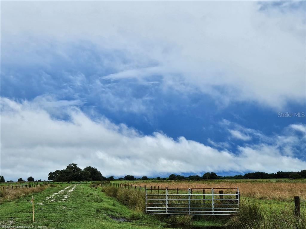 Image 6 of 6 For 1013 Cattle Ranch Road