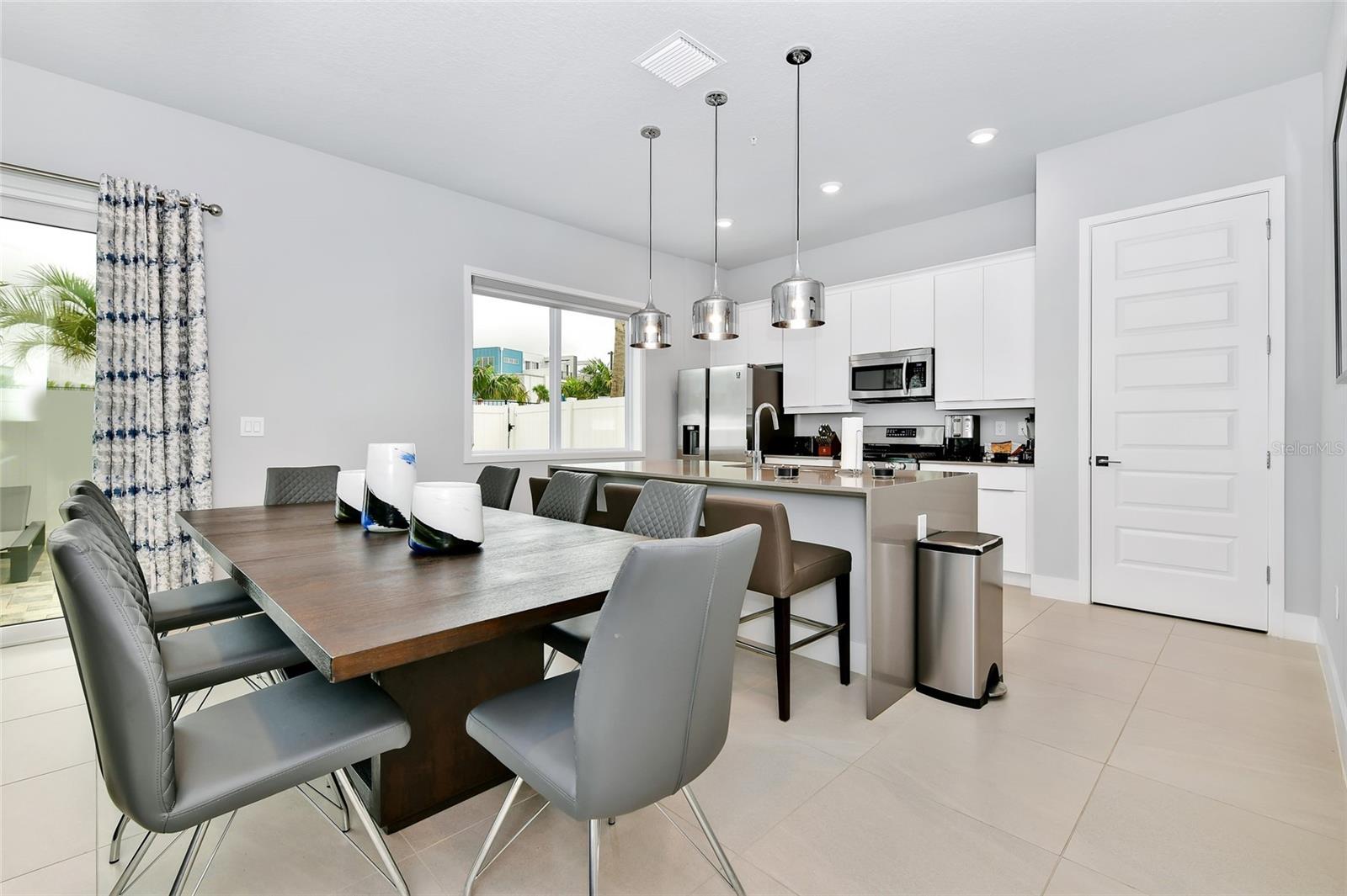 Image 6 of 36 For 7770 Sandy Ridge Drive 115