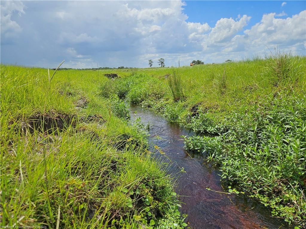 Image 4 of 8 For 1000 Cattle Ranch Road