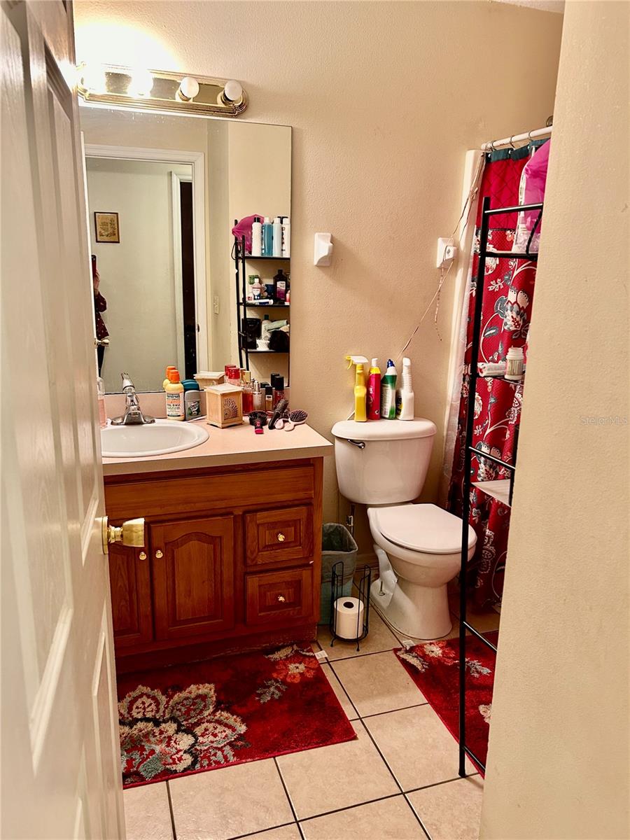 Image 11 of 45 For 3456 Elm Street