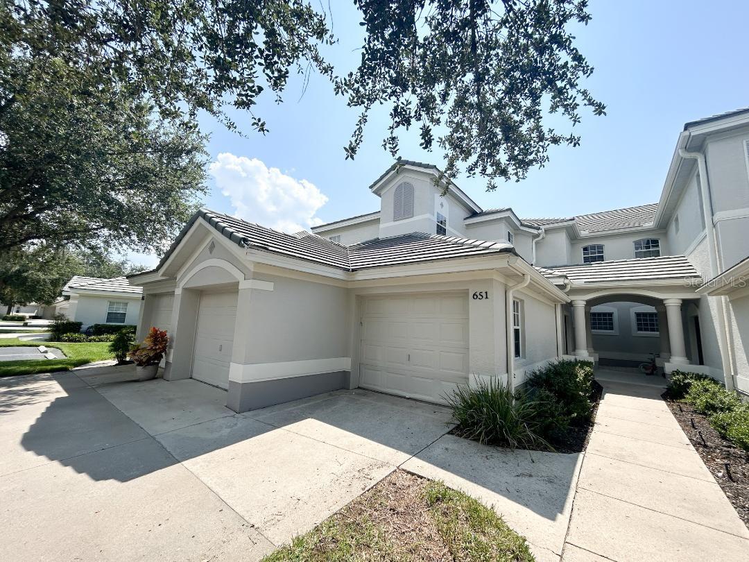 Details for 651 Grasslands Village Circle, LAKELAND, FL 33803