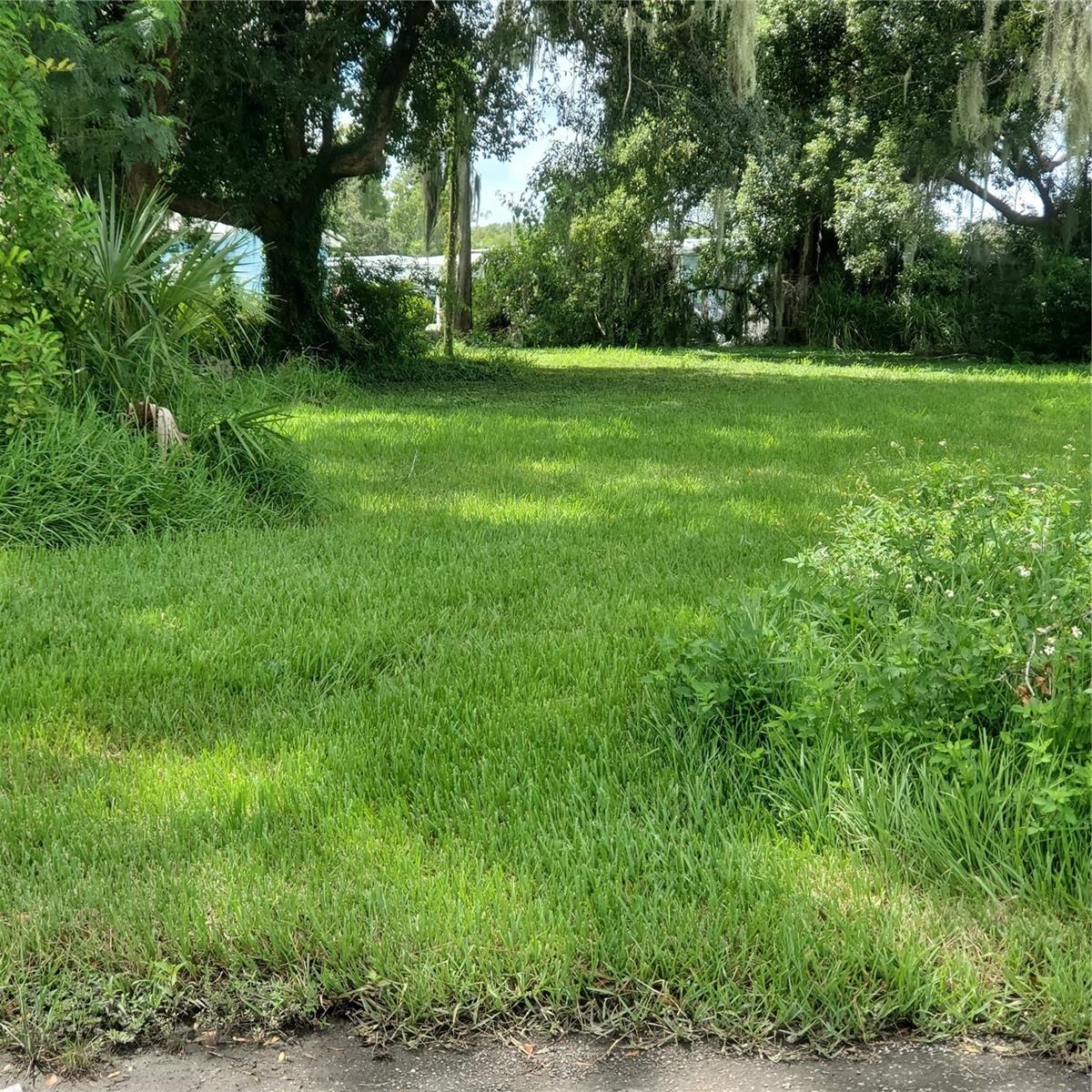 Listing Details for 709 Lake Shipp Drive S, WINTER HAVEN, FL 33880