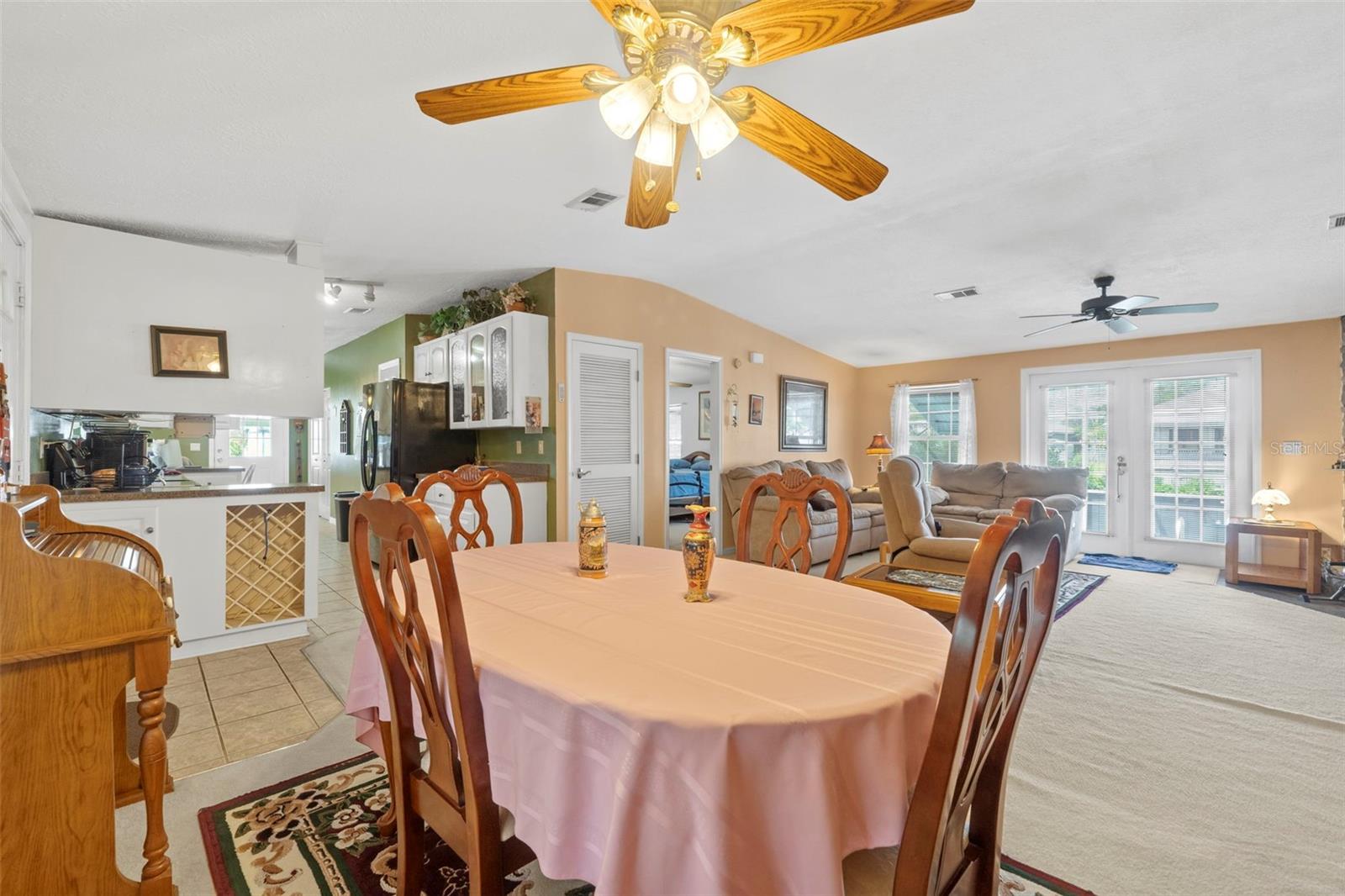 Image 4 of 40 For 13958 Hatchineha Road