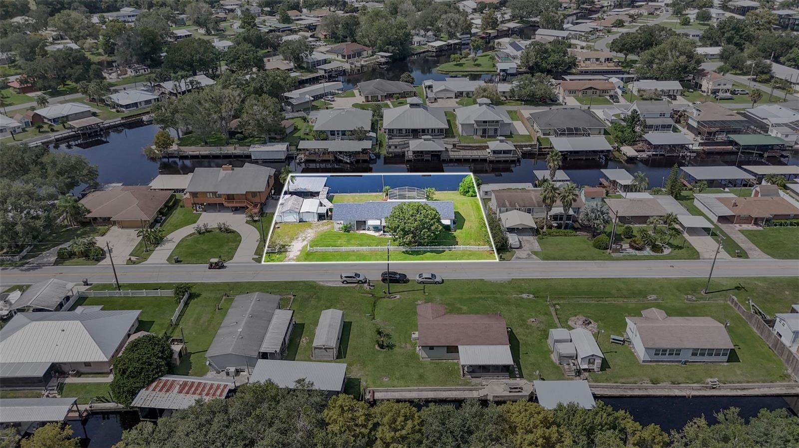 Image 40 of 40 For 13958 Hatchineha Road