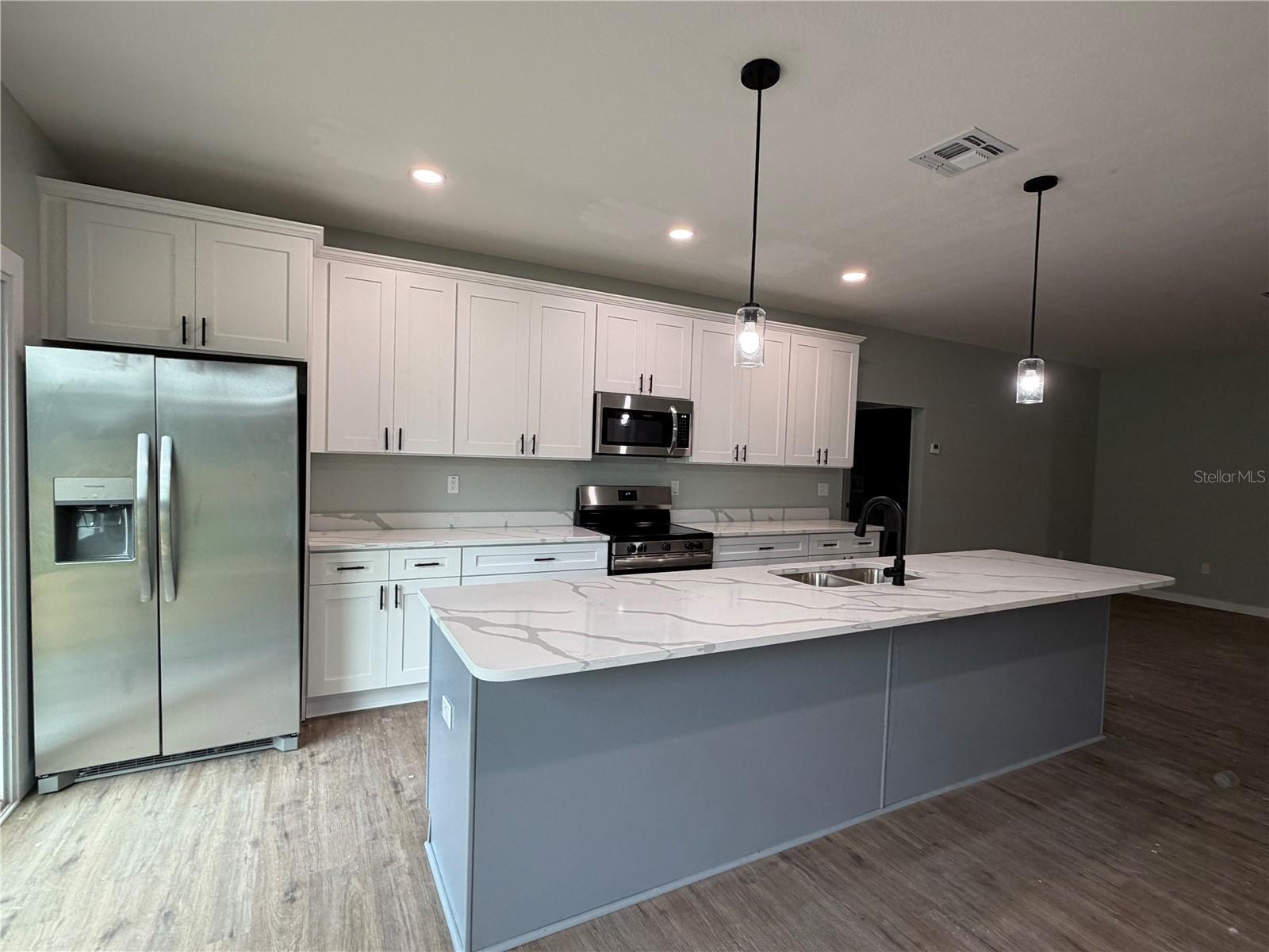 Image 4 of 16 For 2626 Magnolia Circle