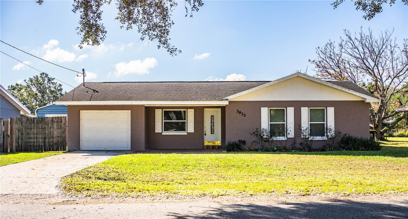 Details for 3933 Strickland Court, LAKELAND, FL 33812