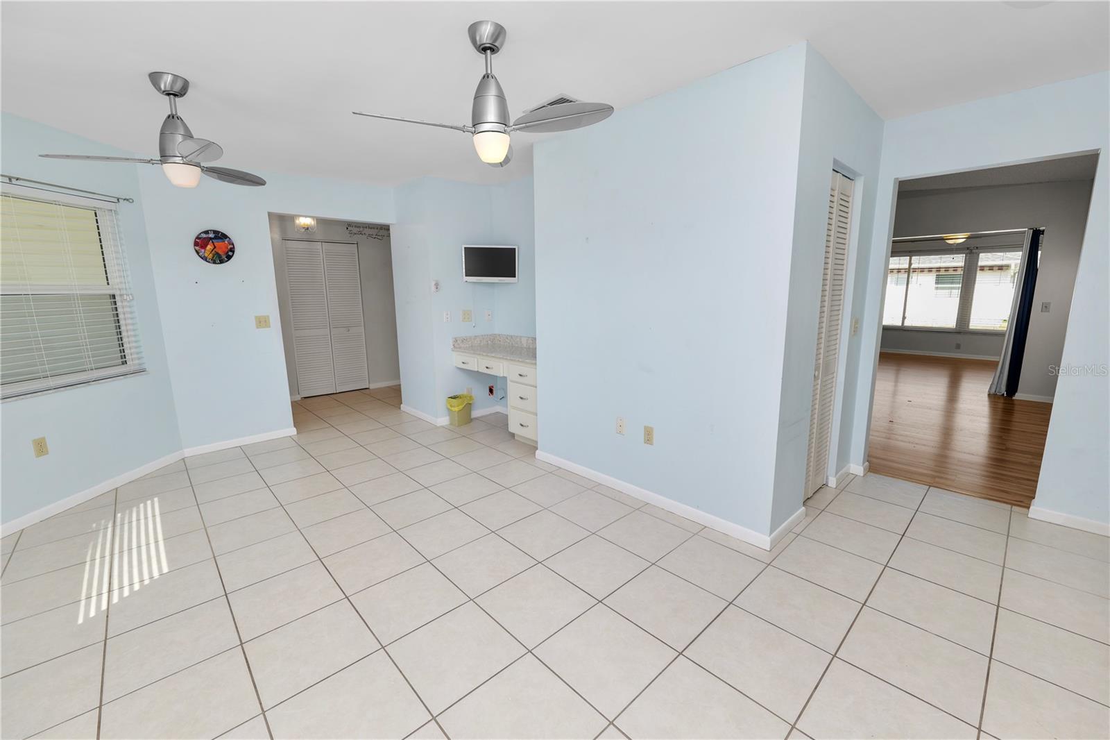 Image 19 of 47 For 2235 Grand Cypress Drive 561