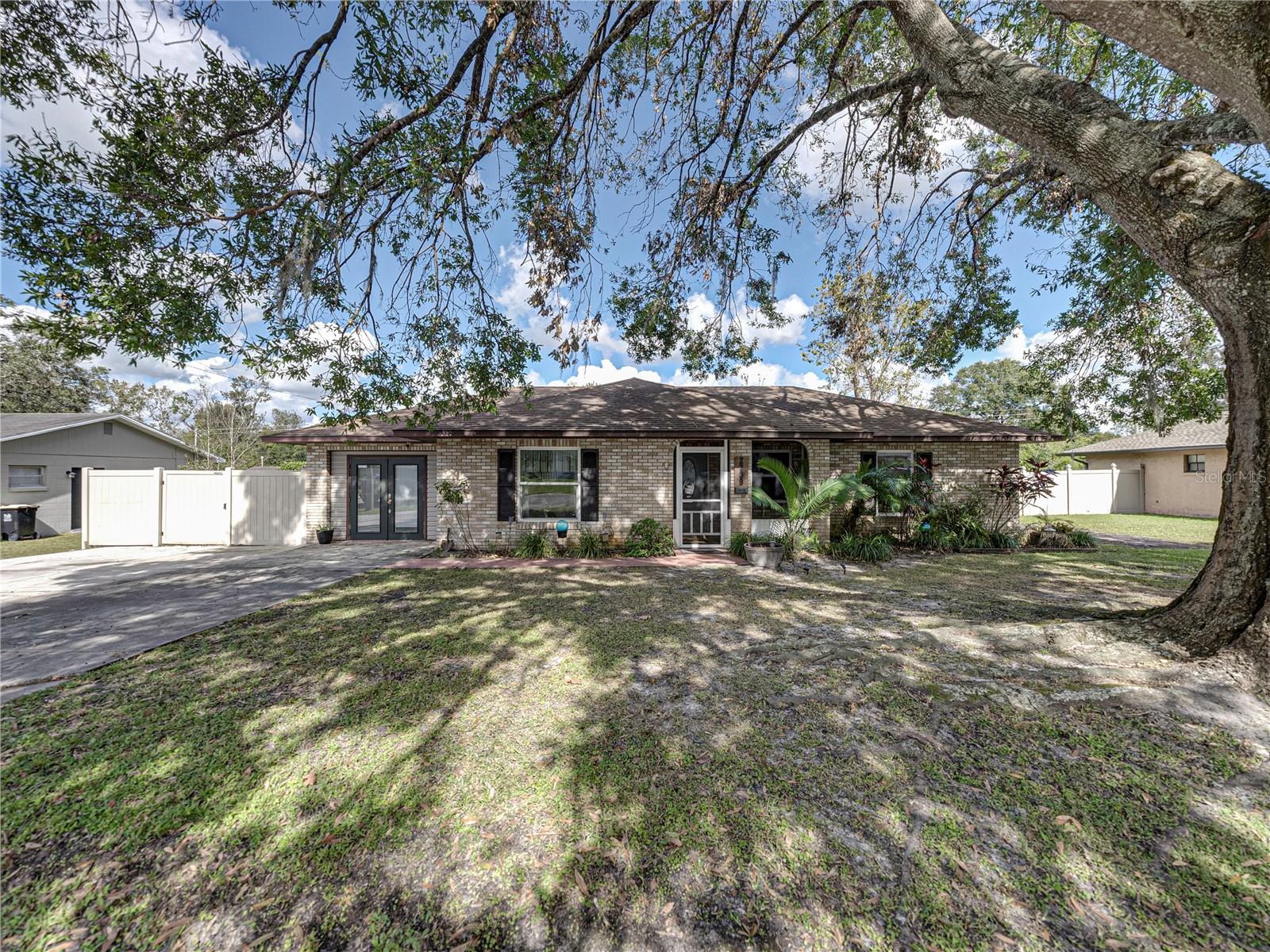 Details for 2339 Ridgeview Drive, LAKELAND, FL 33810