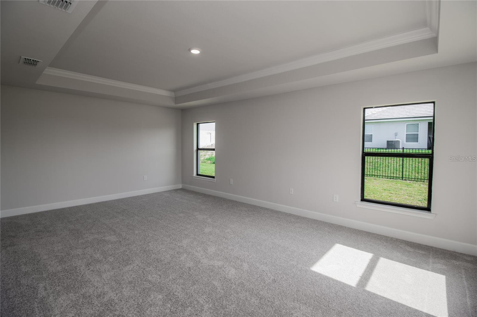 Listing photo id 12 for 4645 Grandview Glen Dr