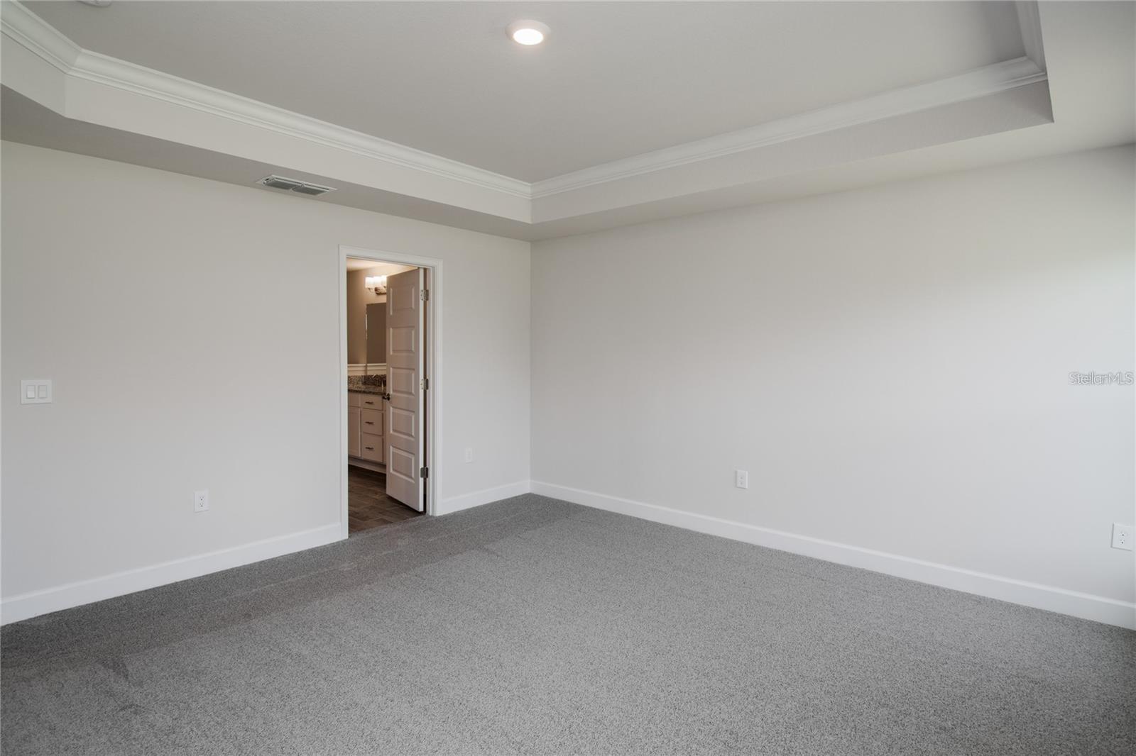 Image 13 of 23 For 5108 Villa Crest Way