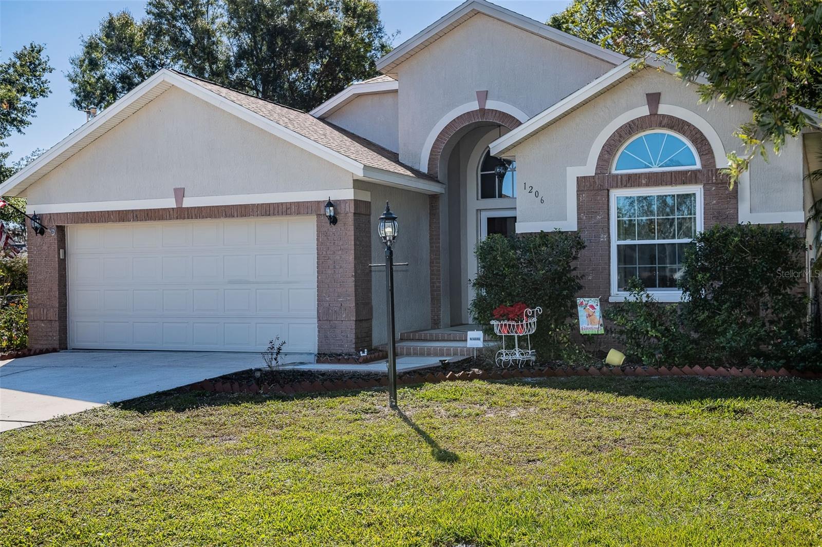 Details for 1206 Lake Court, WINTER HAVEN, FL 33880