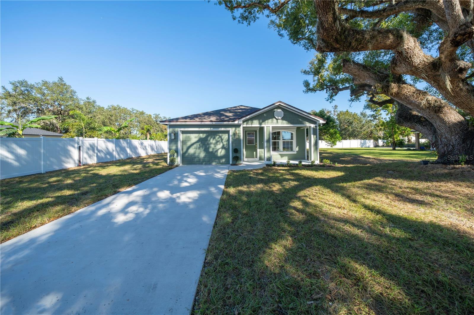 Details for 4814 Dossey Road, LAKELAND, FL 33811