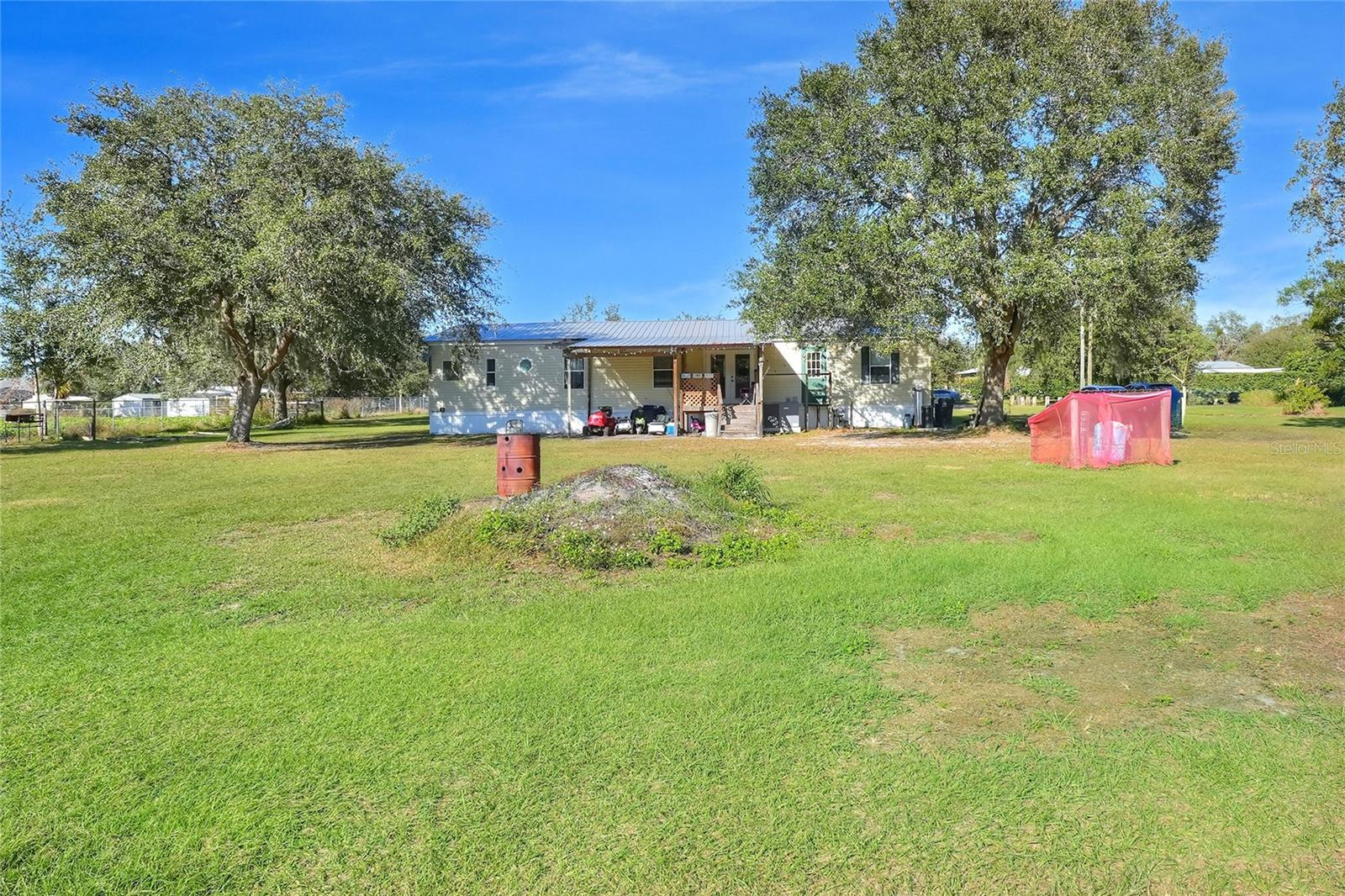 Listing photo id 27 for 3605 Citrus Tree Court