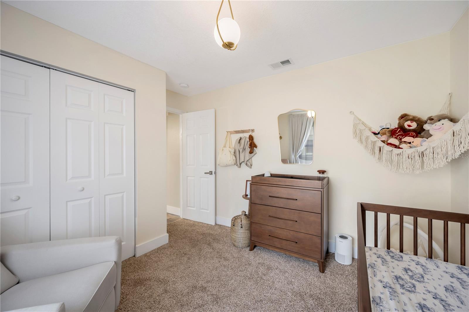 Listing photo id 25 for 1413 Sandalwood Drive