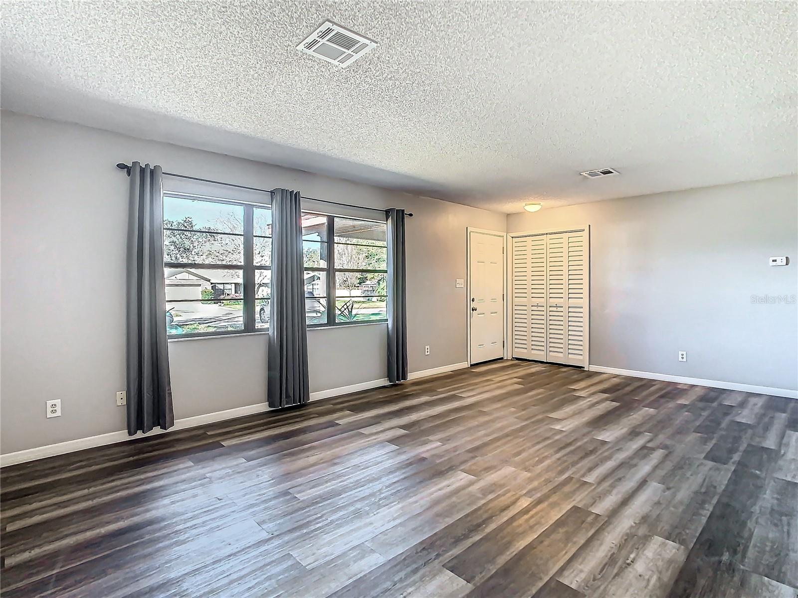Image 10 of 56 For 7801 Rolling Grove Drive W