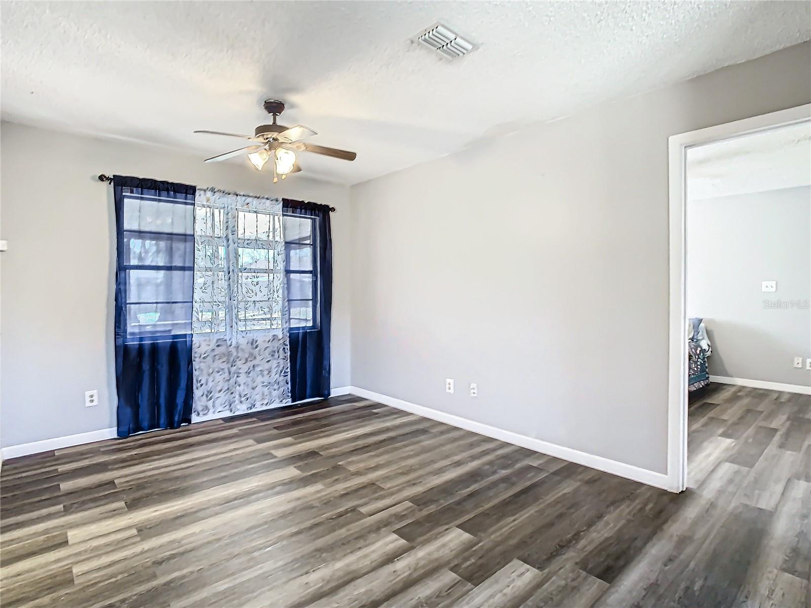 Image 11 of 56 For 7801 Rolling Grove Drive W