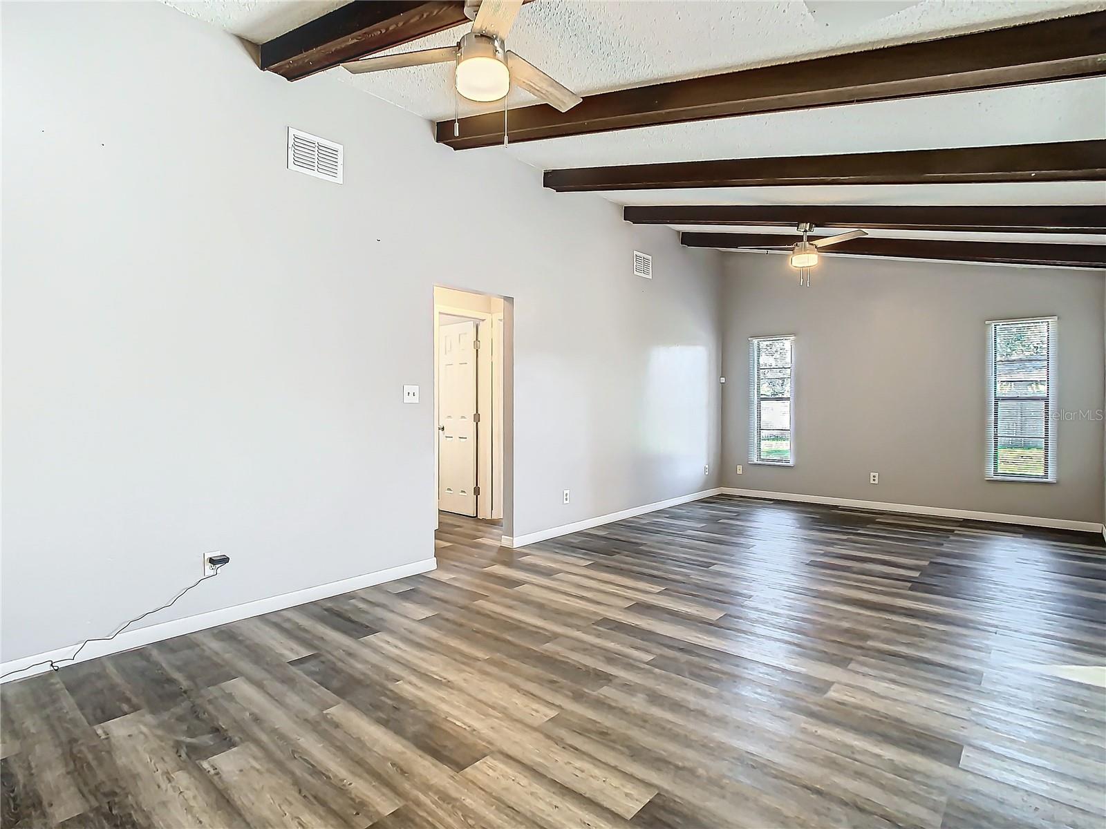 Image 22 of 56 For 7801 Rolling Grove Drive W