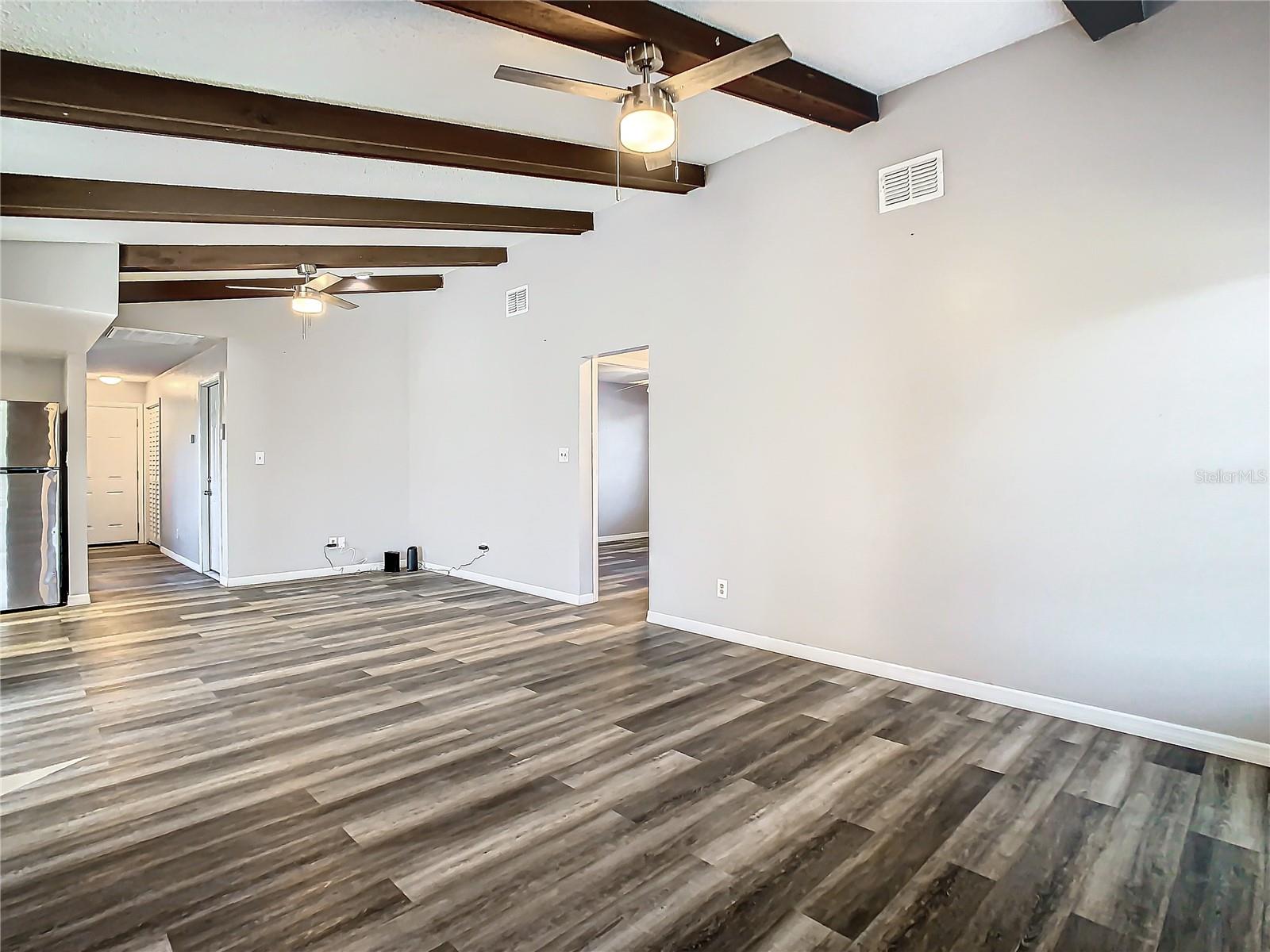 Image 23 of 56 For 7801 Rolling Grove Drive W