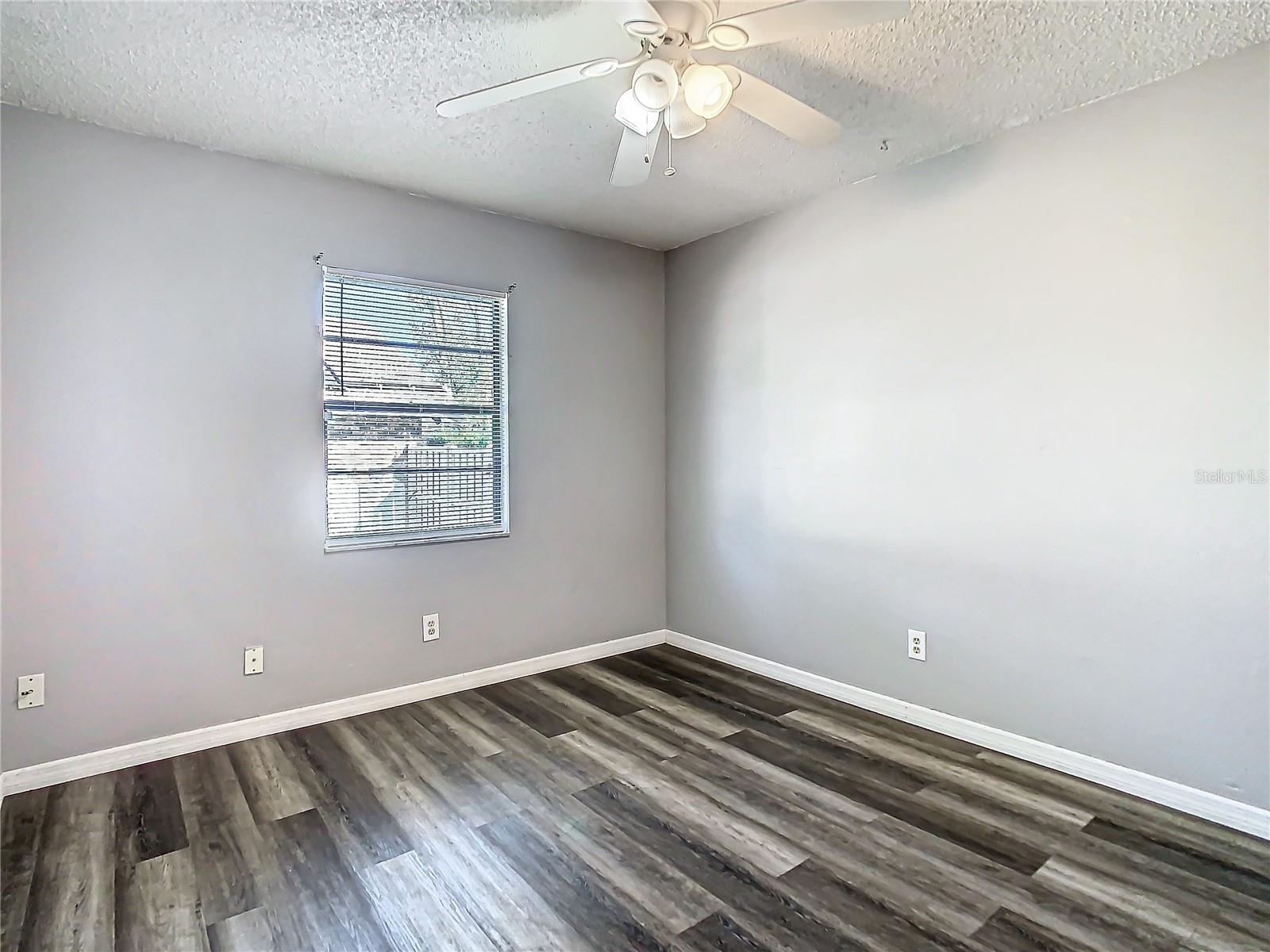 Image 36 of 56 For 7801 Rolling Grove Drive W