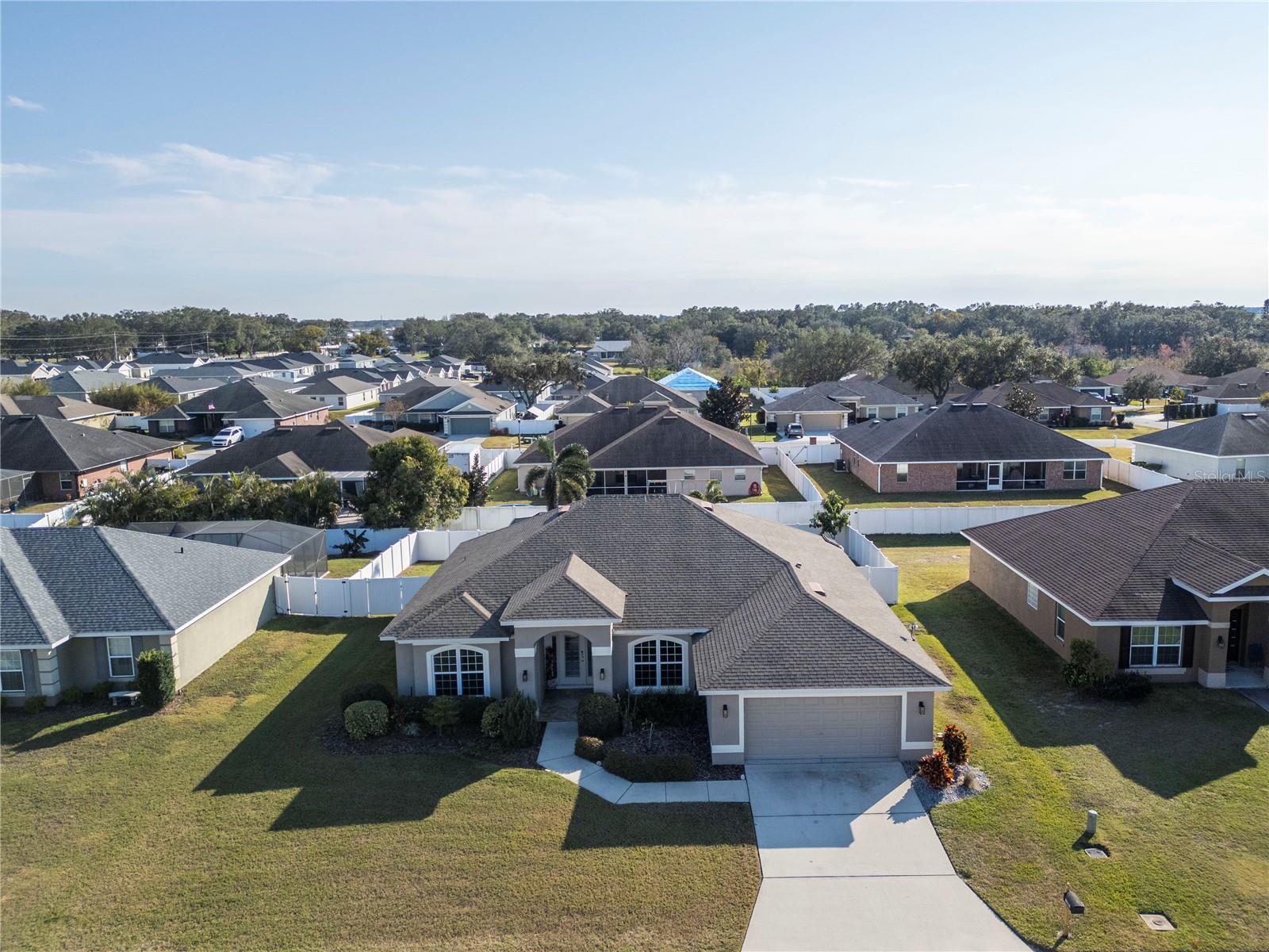 Image 93 of 100 For 1695 Doves View Circle