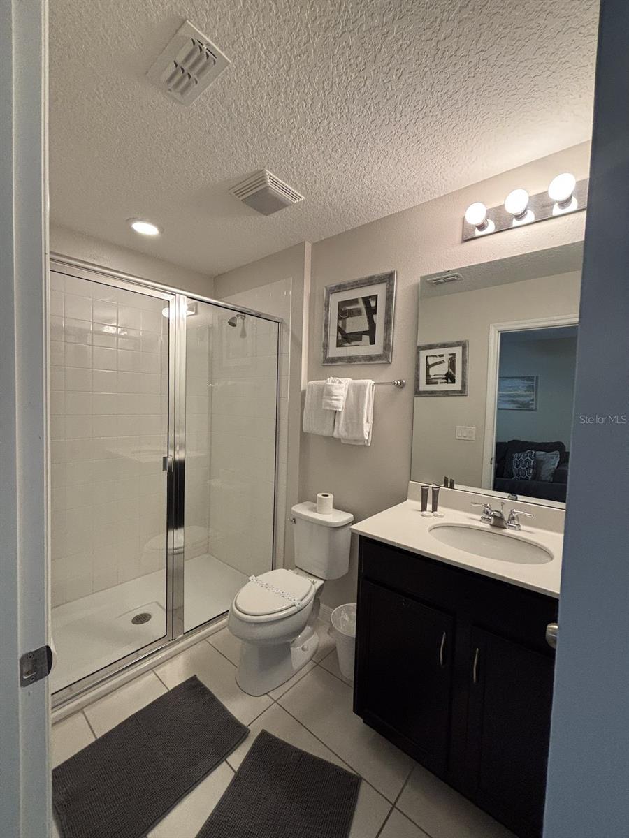 Image 23 of 62 For 1559 Carey Palm Circle