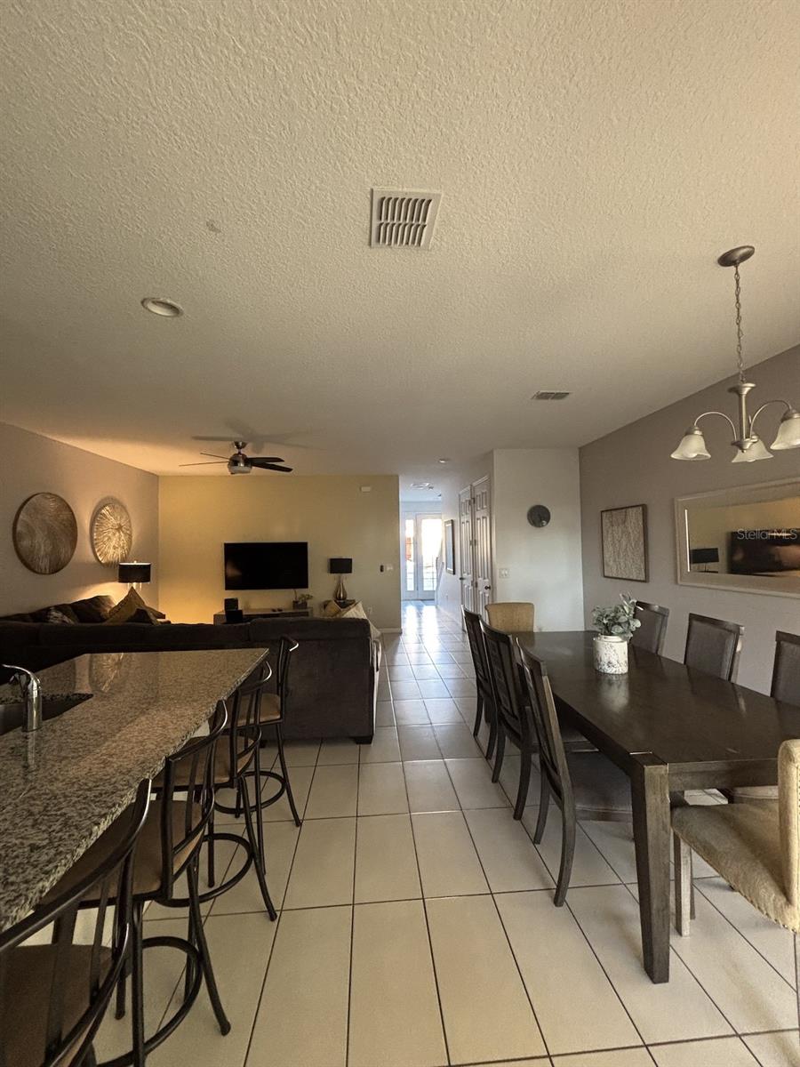 Image 6 of 62 For 1559 Carey Palm Circle