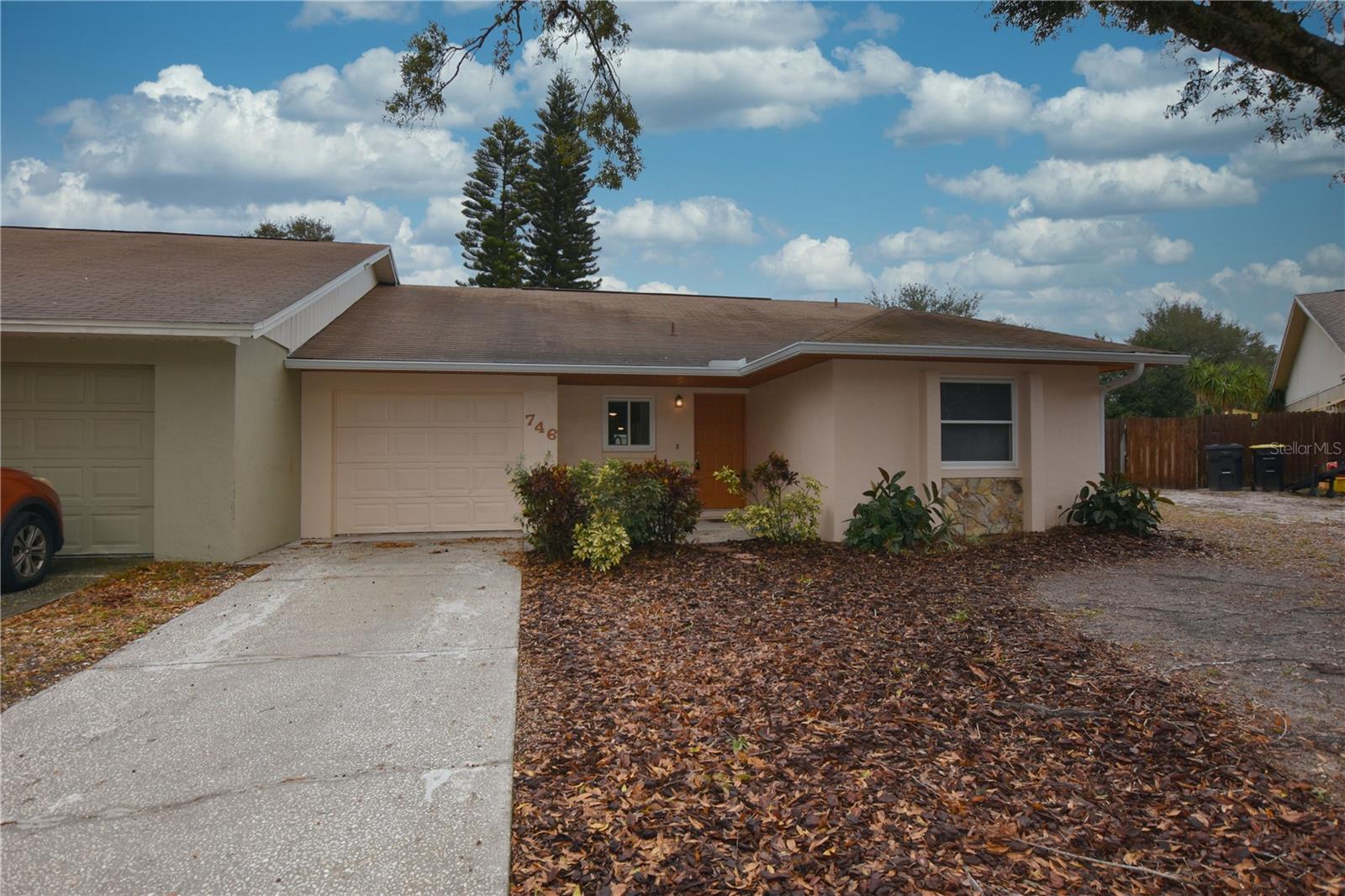 Details for 746 Highland Gardens Lane, LAKELAND, FL 33813