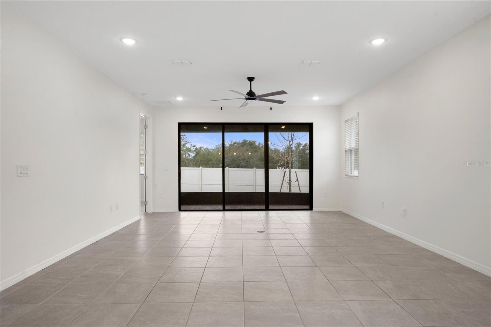 Image 12 of 53 For 4108 Solamor Street