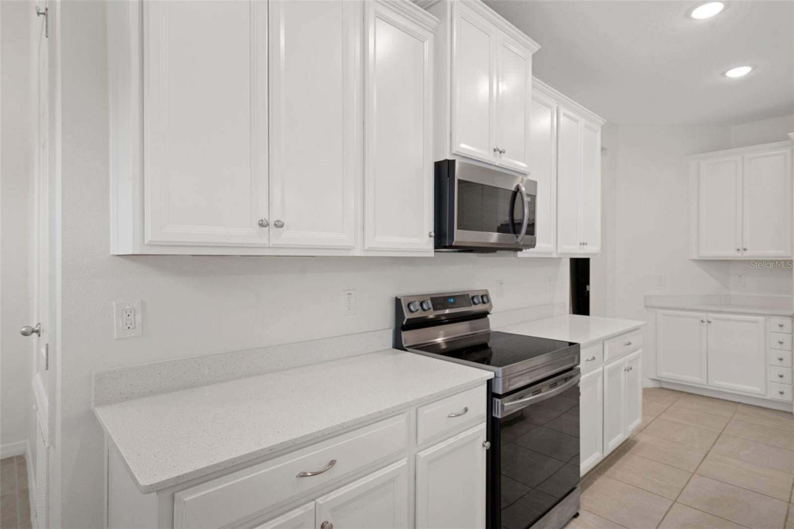 Image 19 of 53 For 4108 Solamor Street