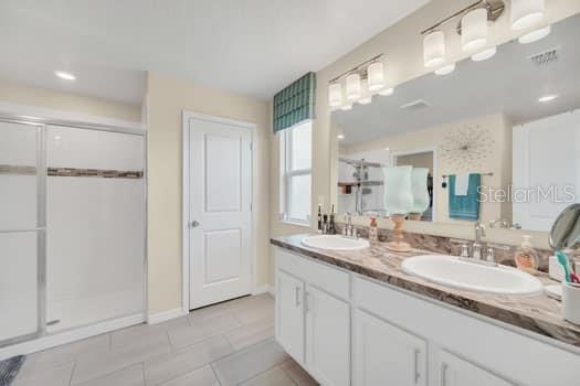 Image 25 of 30 For 321 Preserve Pointe Boulevard