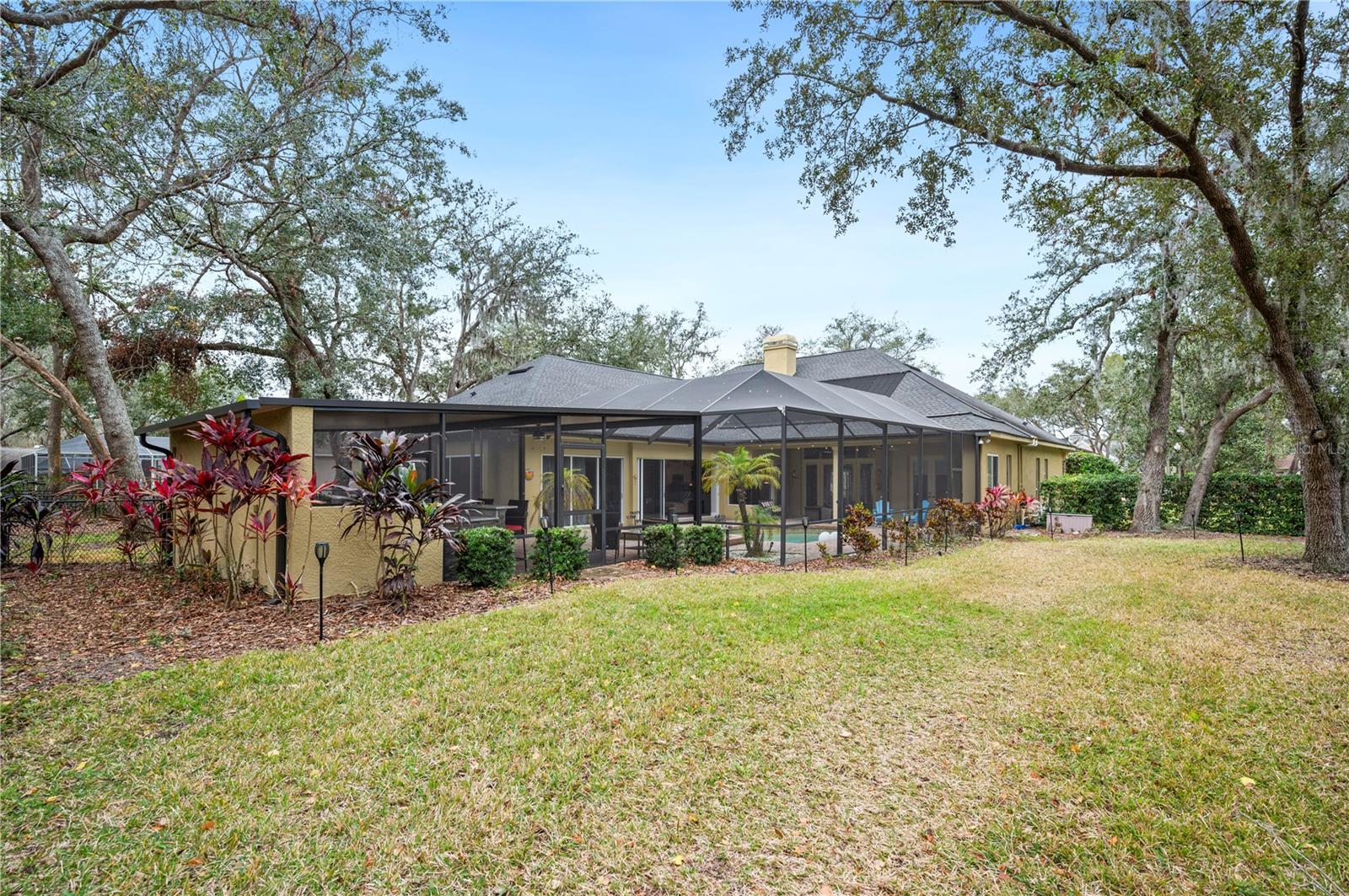 Listing photo id 70 for 6011 Hammock Hill Avenue