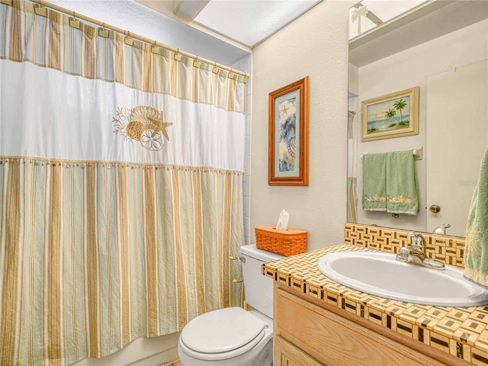 Image 18 of 23 For 1007 Canary Circle S