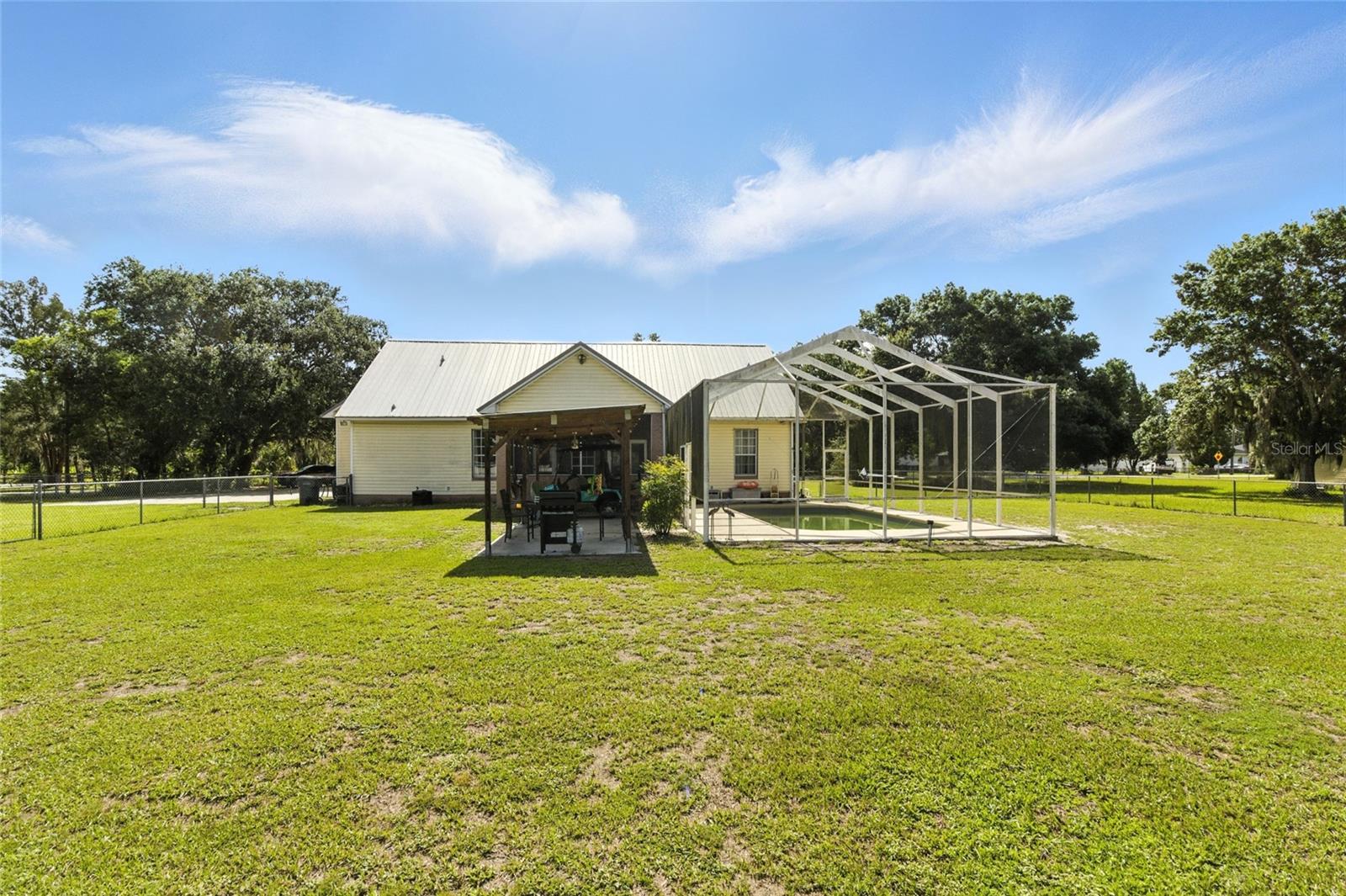 Image 43 of 50 For 5626 Sawyer Road