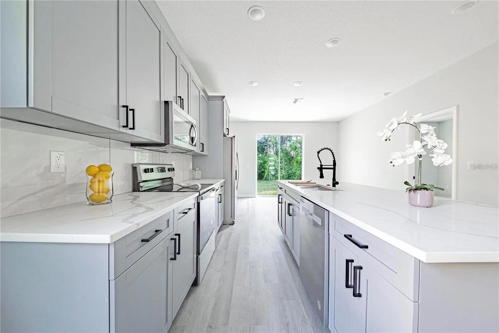 Image 8 of 20 For 0 Robinson Drive