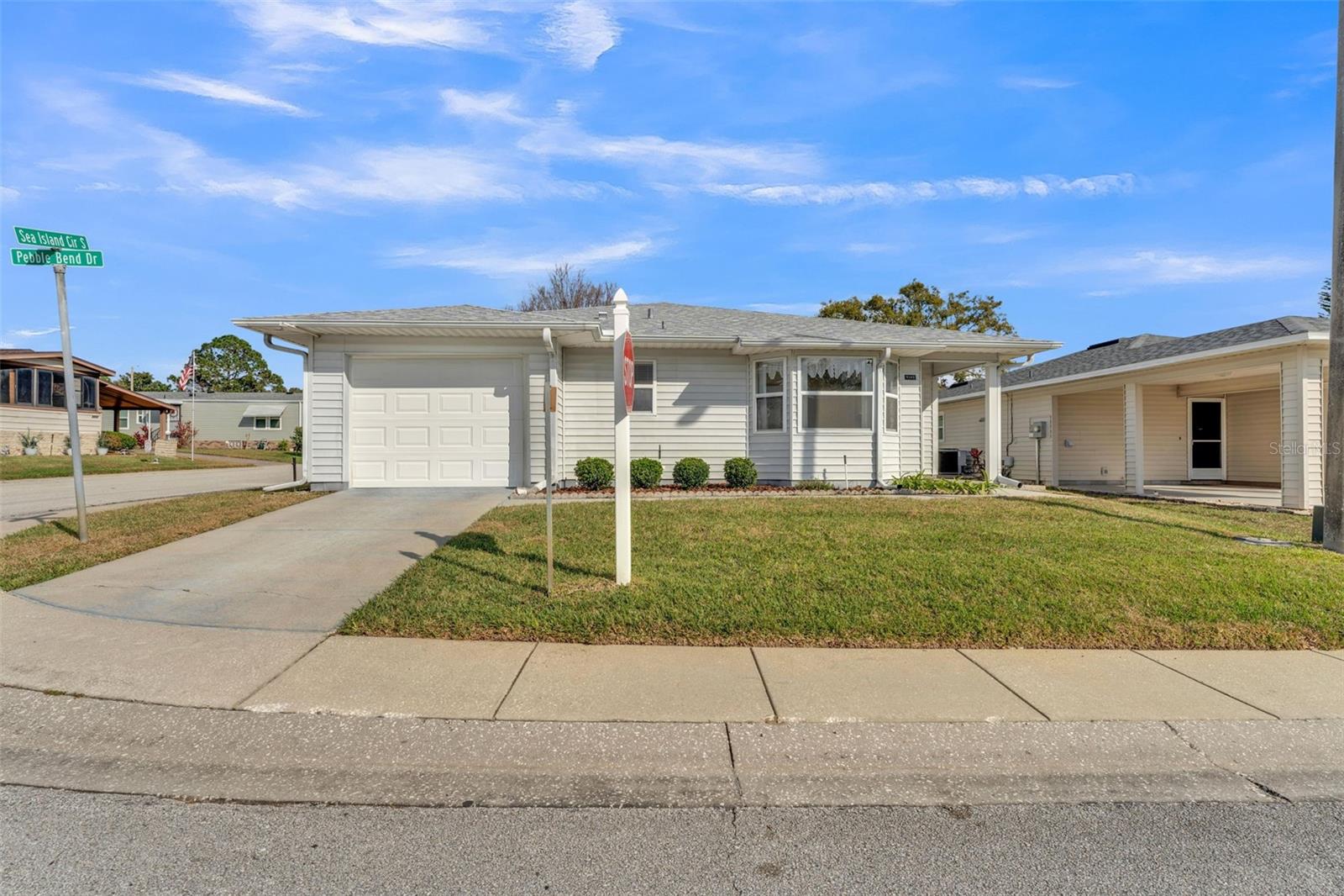 Details for 3102 Pebble Bend Drive, LAKELAND, FL 33810